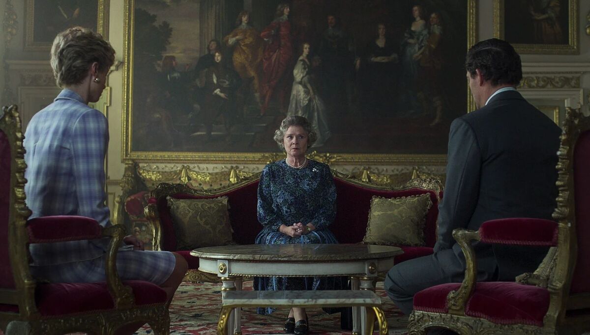Доверенная британской королевской семьи раскритиковала создателей сериала «Корона» 