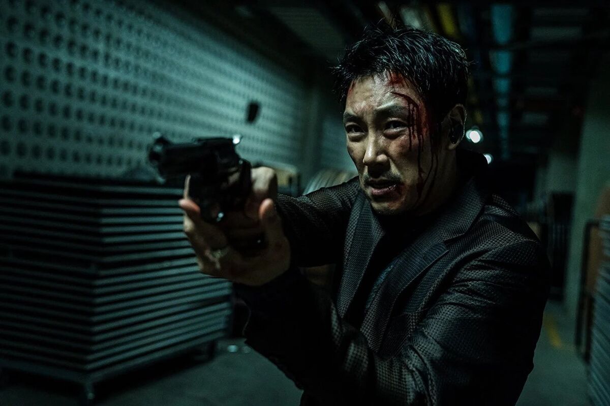 Netflix анонсировал сиквел корейского криминального триллера «Сторонник»