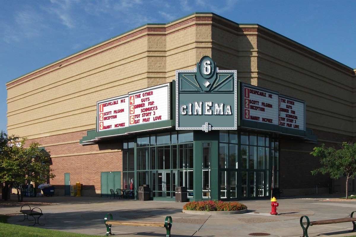 Эксперты: кинотеатры в США могли оставаться закрытыми до середины 2021